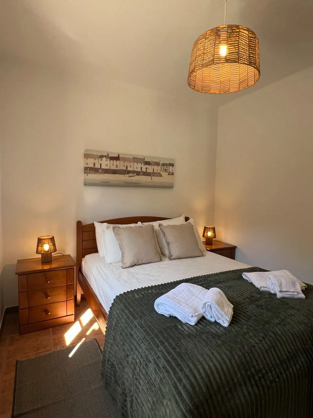 Quarto — bright double room