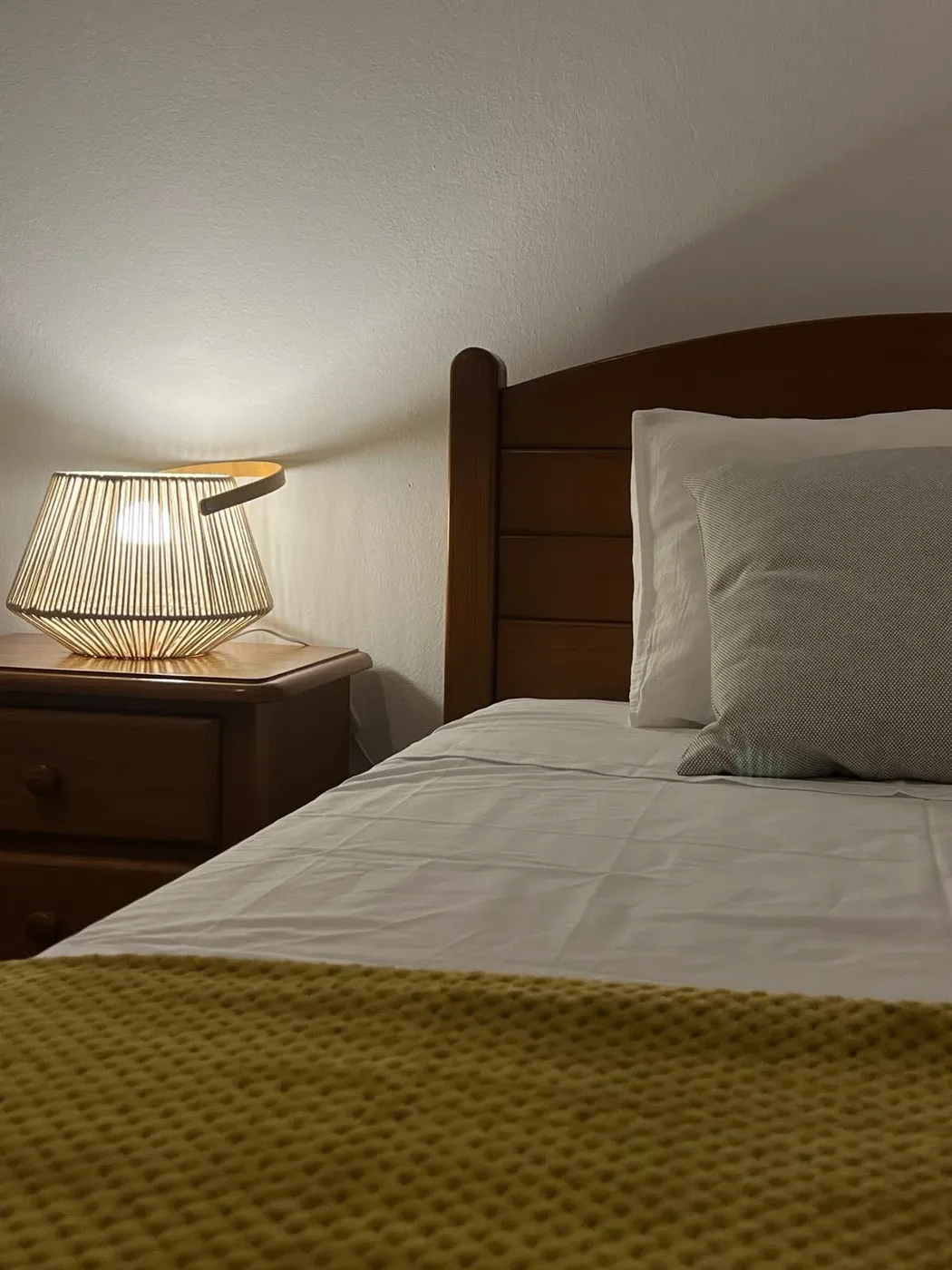 Suite Montado — moody green suite